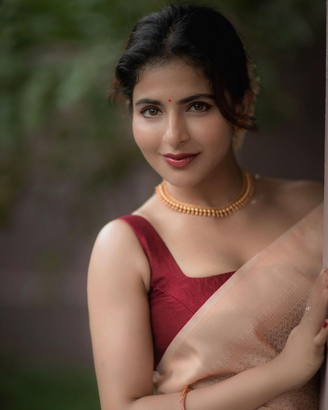 TeluguISM - Iswarya Menon