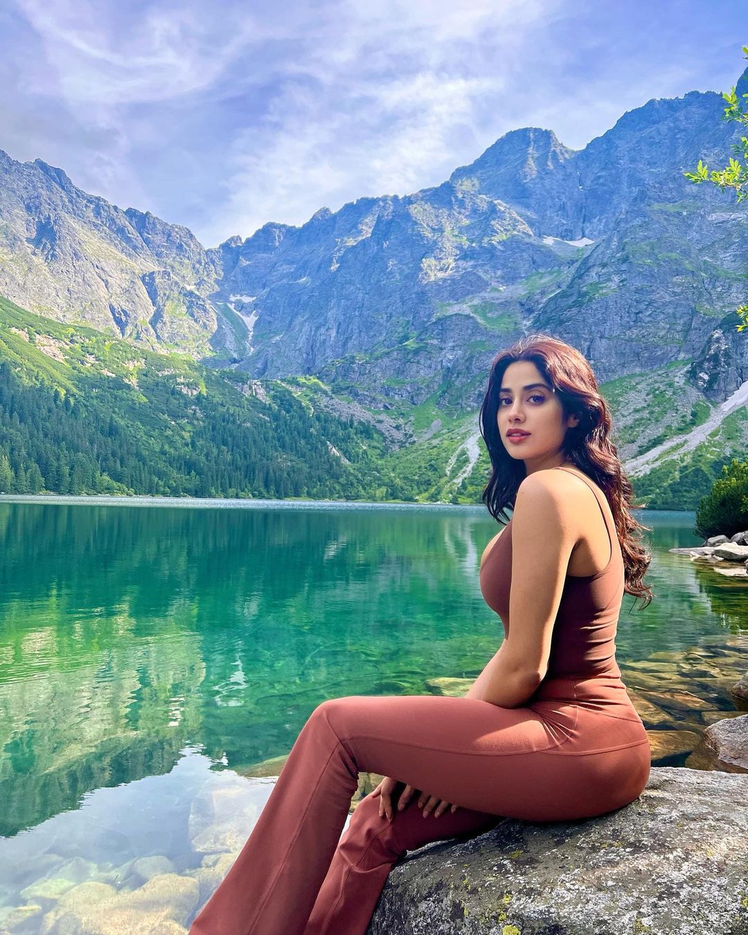 TeluguISM - Janhvi Kapoor
