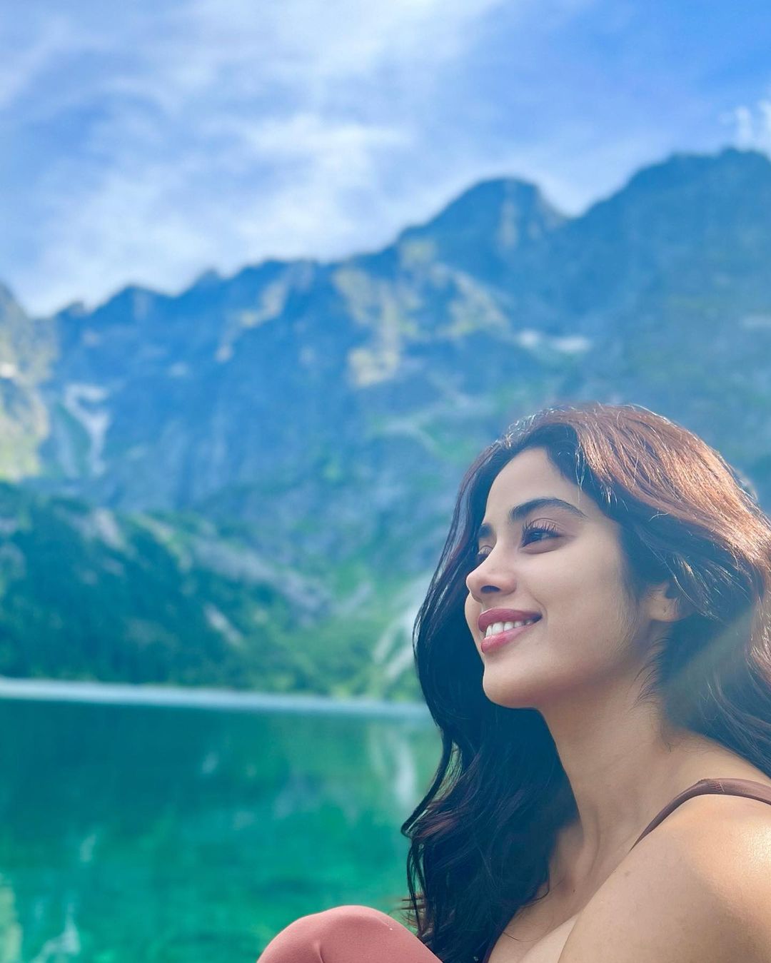 TeluguISM - Janhvi Kapoor