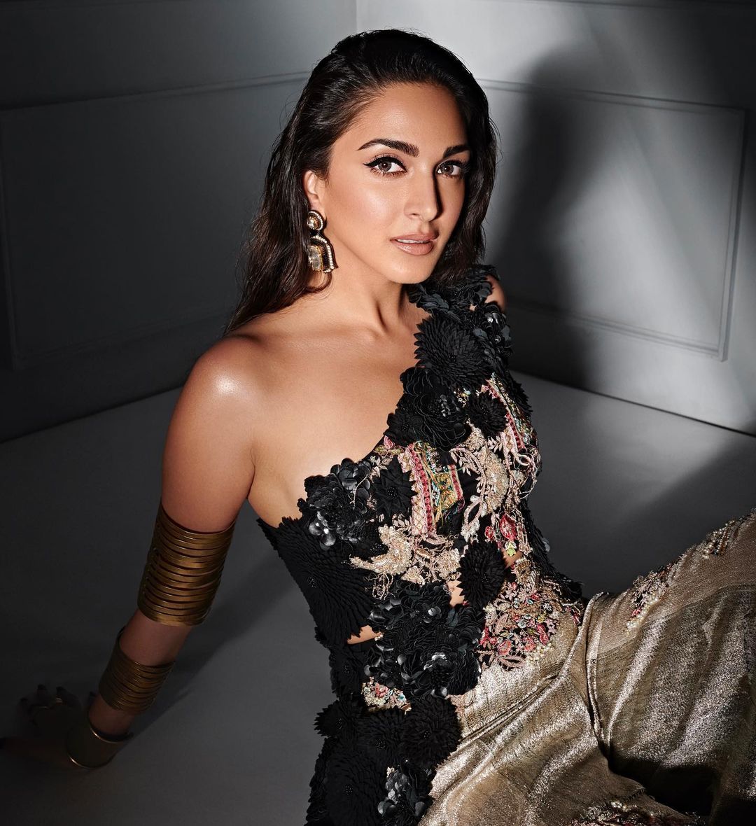 TeluguISM - Kiara Advani 