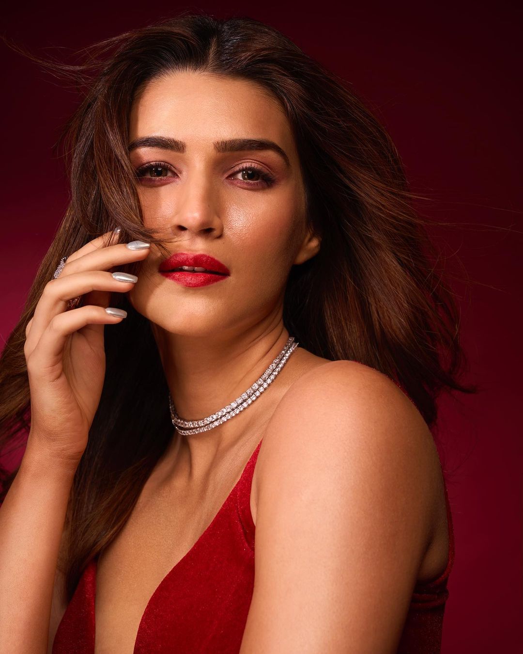 TeluguISM - Kriti Sanon