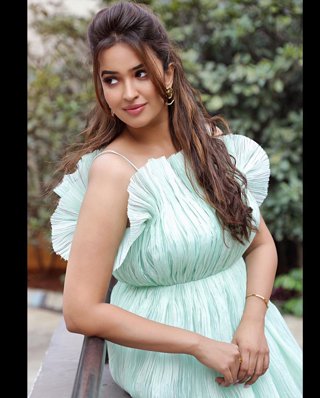 TeluguISM - Pujita Ponnada