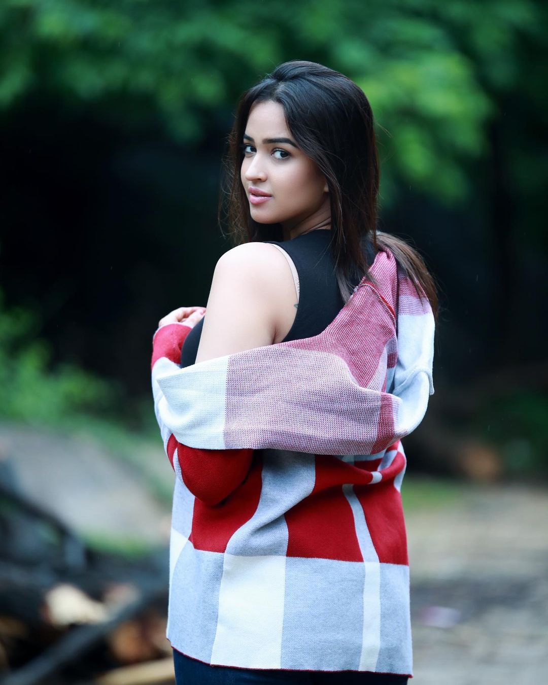 TeluguISM - Pujita Ponnada