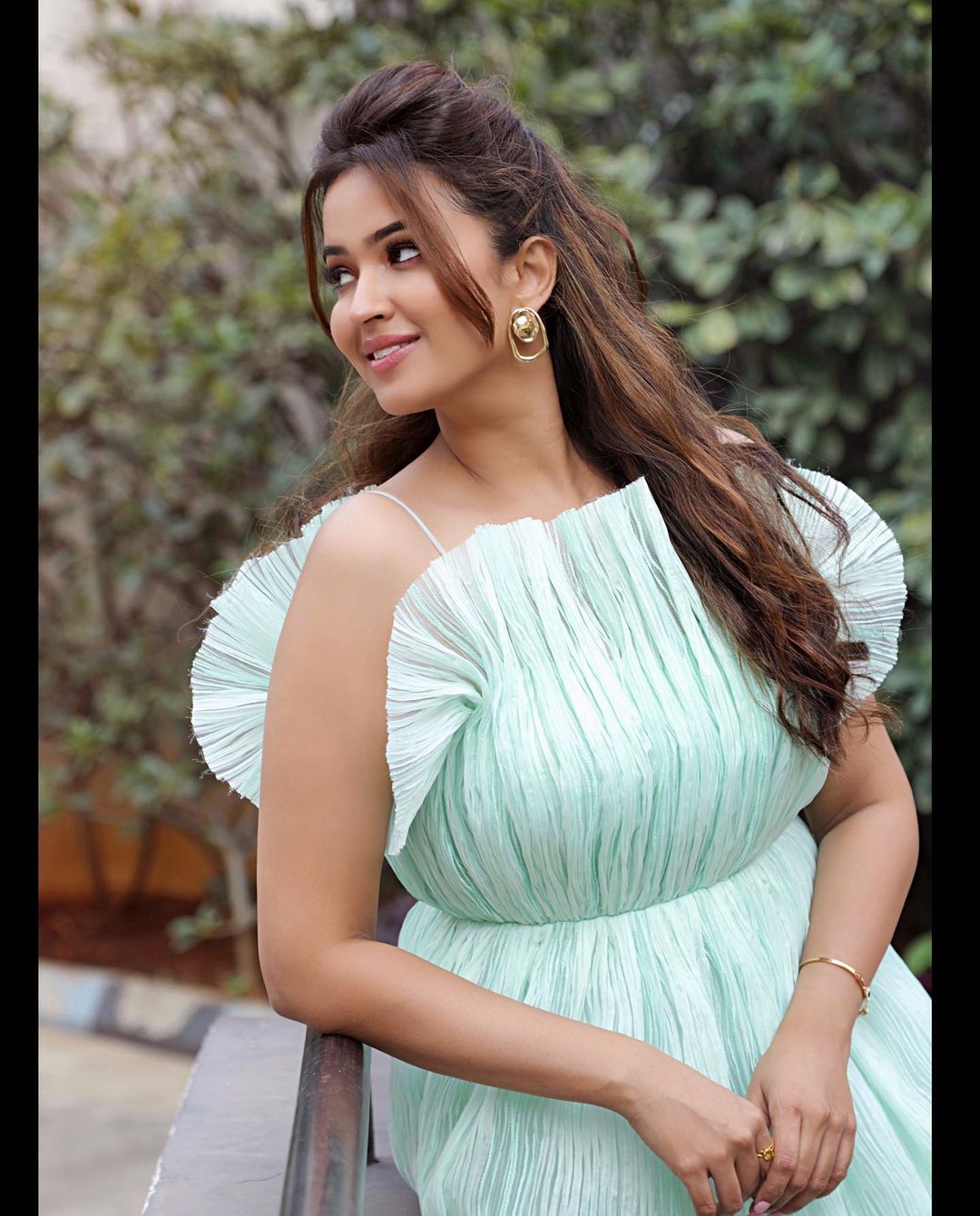 TeluguISM - Pujita Ponnada